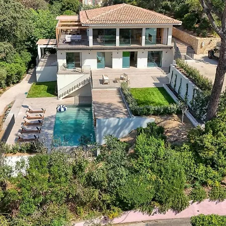Stunning Home Blends Minimalist Luxury With Comfort Apartment Sainte-Maxime